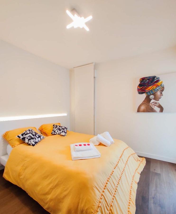 T3 Au Centre Ville Avec Balcon, Parking Gratuit Кимпер Екстериор снимка