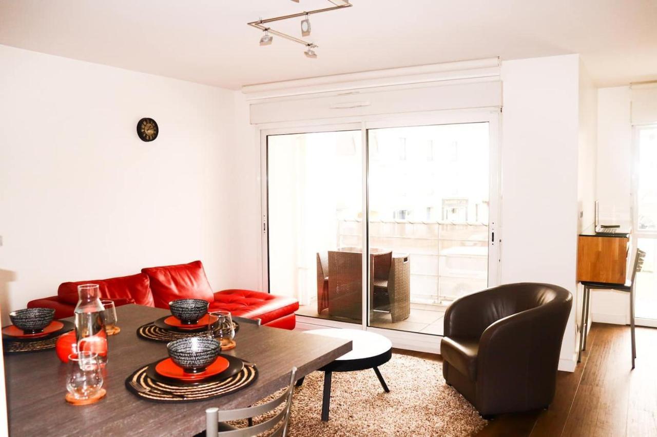 T3 Au Centre Ville Avec Balcon, Parking Gratuit Кимпер Екстериор снимка