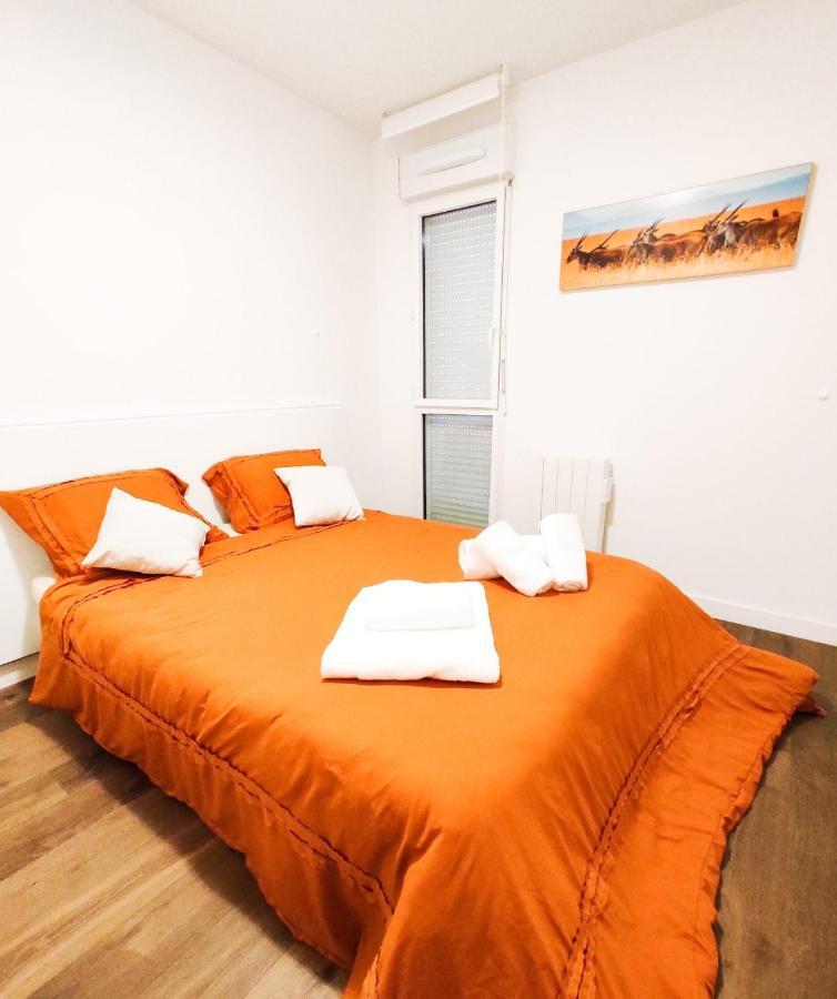 T3 Au Centre Ville Avec Balcon, Parking Gratuit Кимпер Екстериор снимка